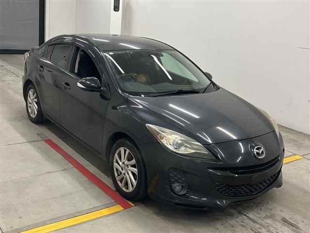 MAZDA AXELA 2012