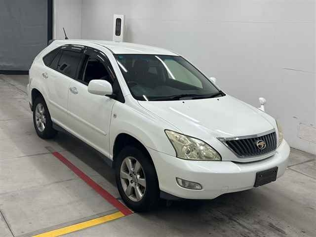 TOYOTA HARRIER 2012