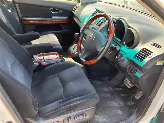 TOYOTA HARRIER 2012