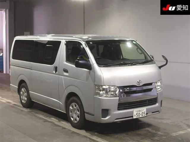 TOYOTA REGIUS ACE VAN 2018