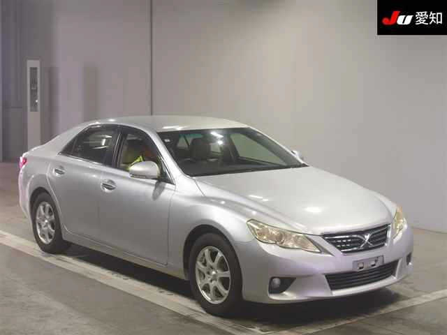 TOYOTA MARK X 2010