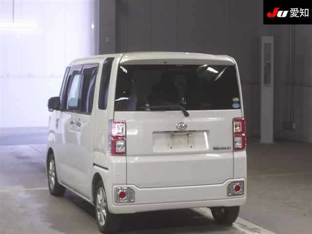 DAIHATSU WAKE 2018