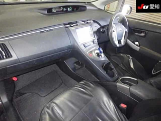 TOYOTA PRIUS 2013