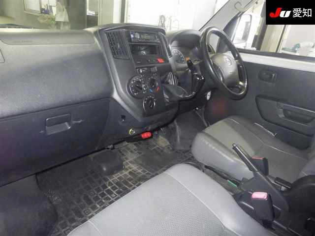 TOYOTA TOWN ACE VAN 2015