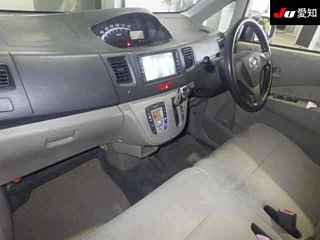 DAIHATSU MOVE 2012