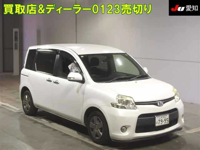 TOYOTA SIENTA 2012