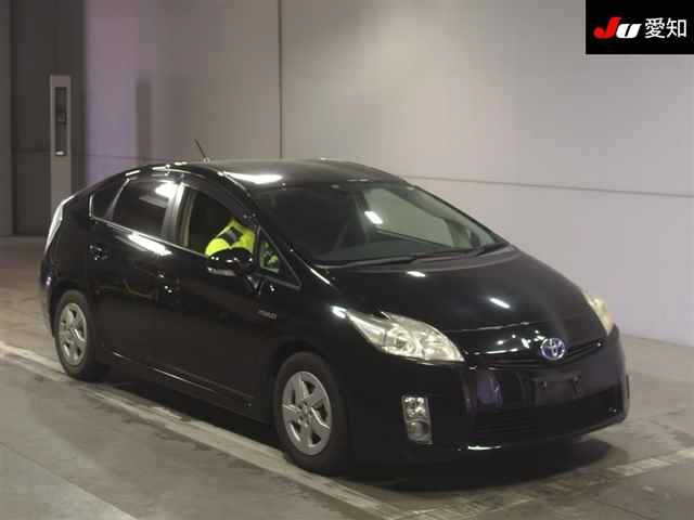 TOYOTA PRIUS 2011