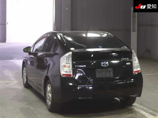 TOYOTA PRIUS 2011