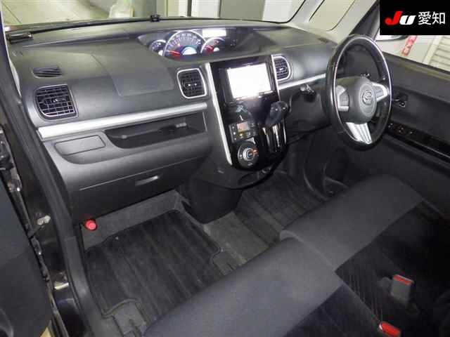 DAIHATSU TANTO 2014
