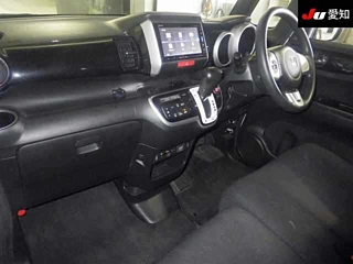HONDA N BOX 2016