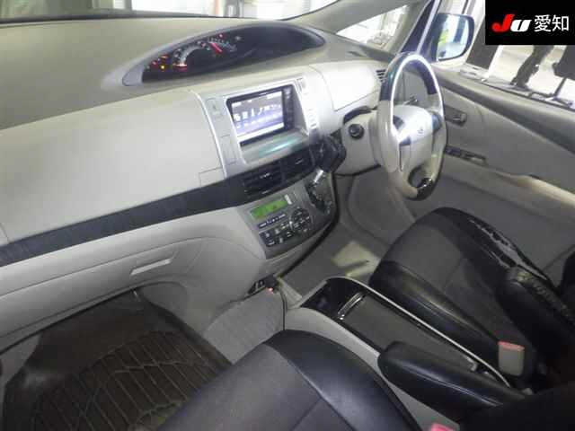 TOYOTA ESTIMA 2008