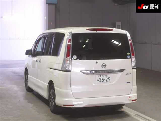 NISSAN SERENA 2011