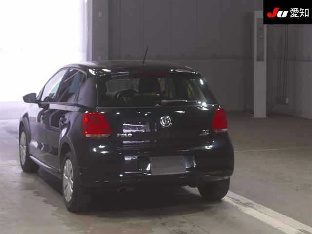VOLKSWAGEN POLO 2014