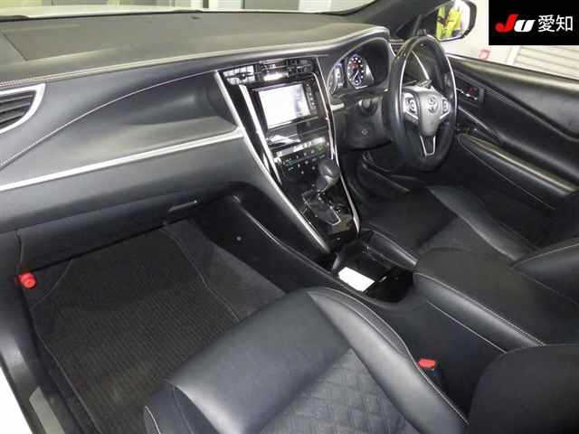 TOYOTA HARRIER 2018