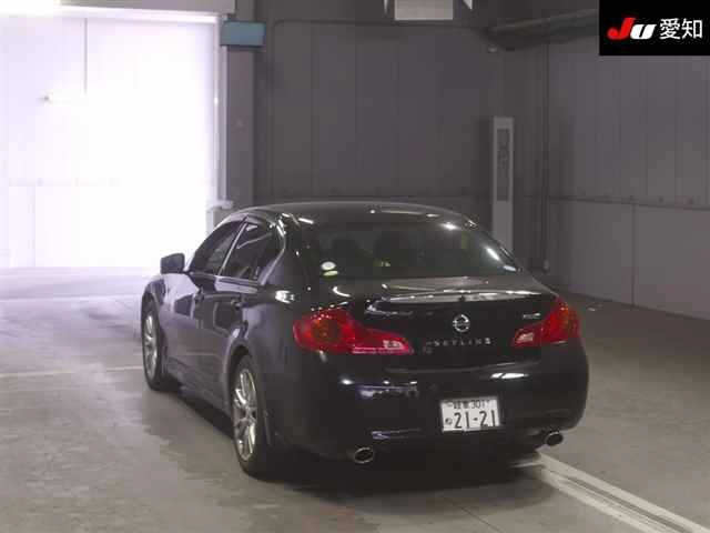 NISSAN SKYLINE 2009