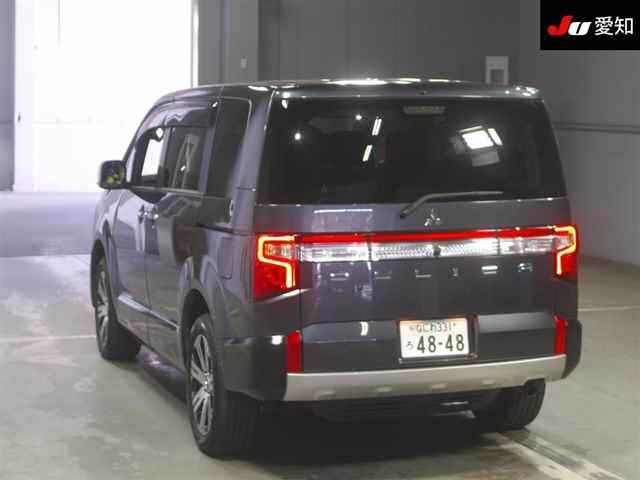 MITSUBISHI DELICA D5 2023