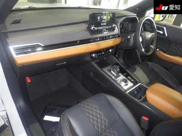 MITSUBISHI OUTLANDER PHEV 2023