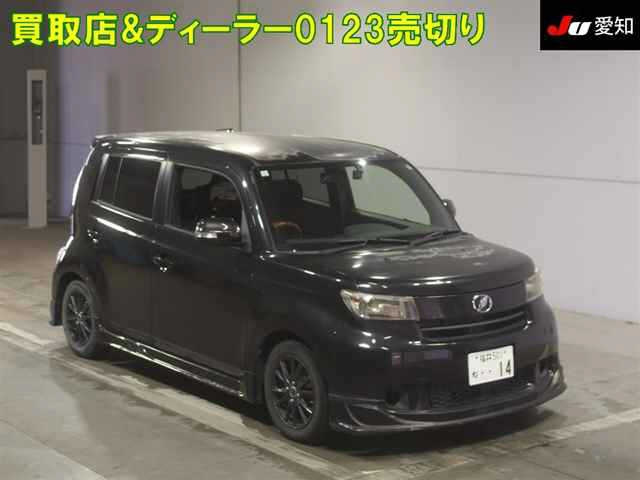TOYOTA BB 2011
