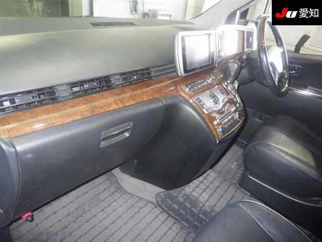 NISSAN ELGRAND 2009