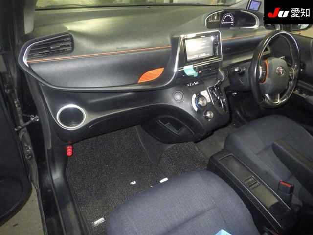 TOYOTA SIENTA 2015