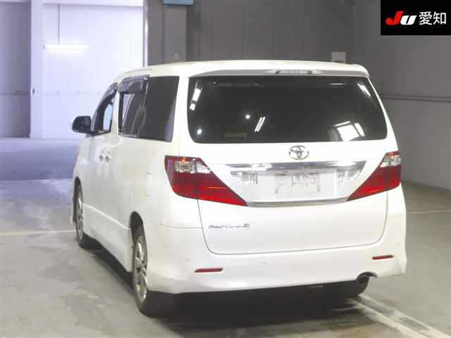 TOYOTA ALPHARD 2011