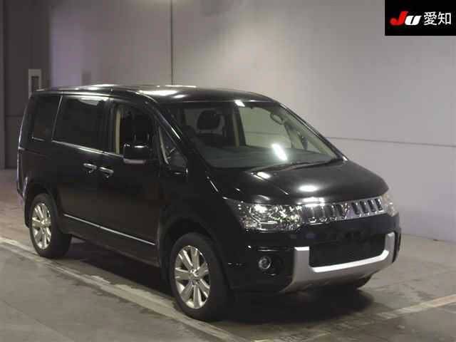 MITSUBISHI DELICA D5 2014
