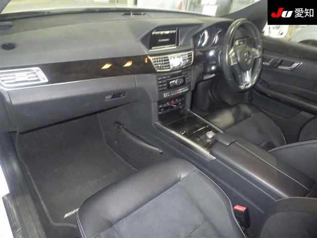 MERCEDES BENZ E CLASS WAGON 2014