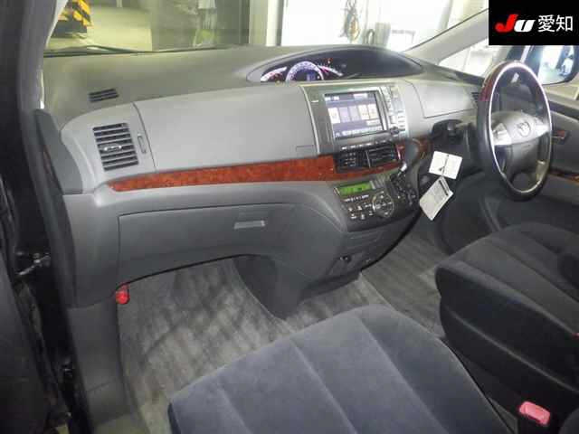 TOYOTA ESTIMA 2009
