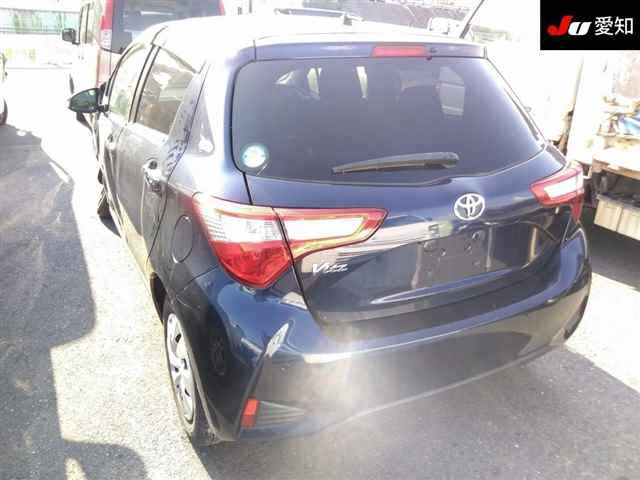 TOYOTA VITZ 2019