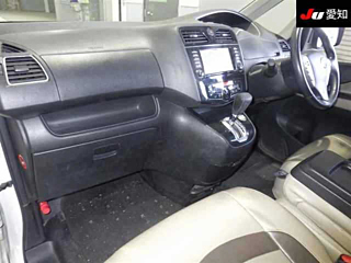 NISSAN SERENA 2012