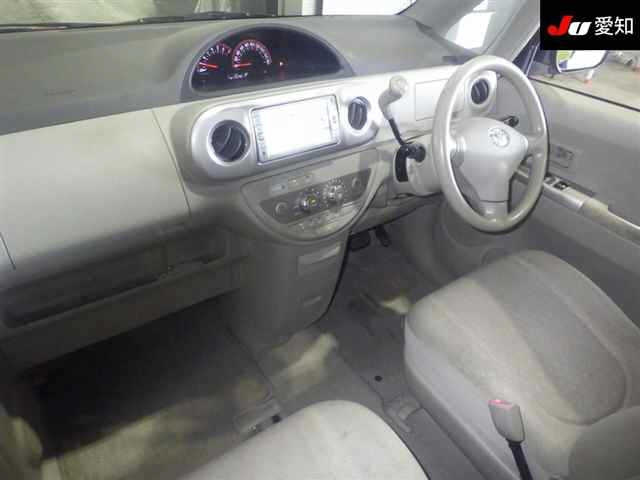 TOYOTA PORTE 2008