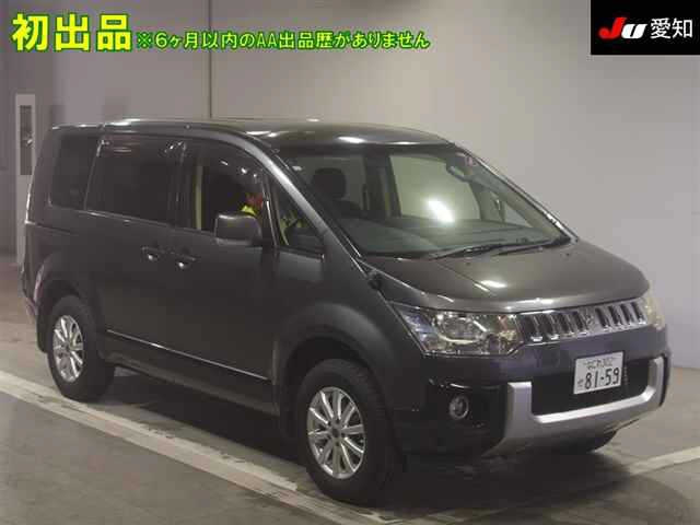 MITSUBISHI DELICA D5 2013