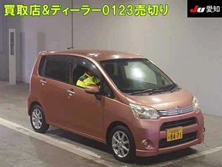 DAIHATSU MOVE 2011