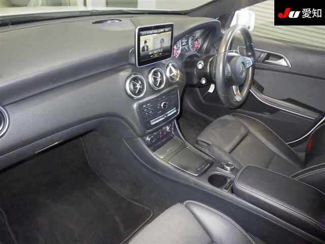 MERCEDES BENZ A CLASS 2016