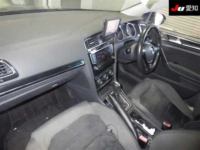VOLKSWAGEN GOLF 2013