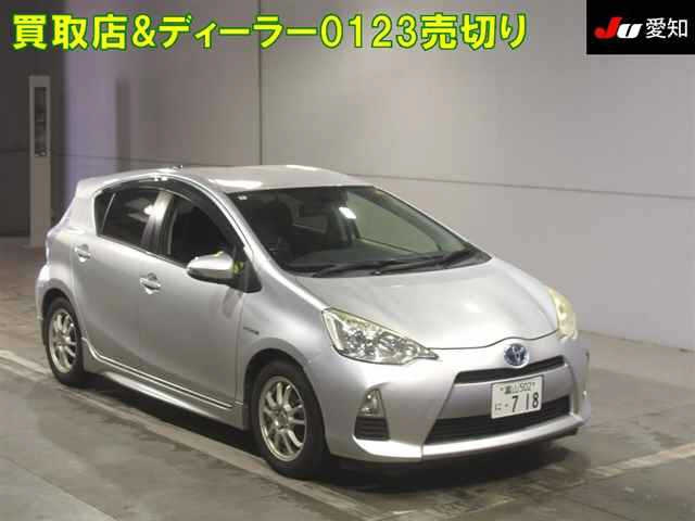 TOYOTA AQUA 2012