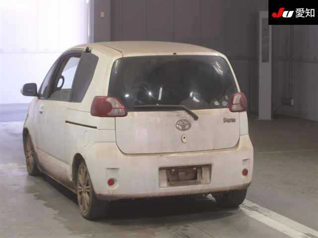 TOYOTA PORTE 2008