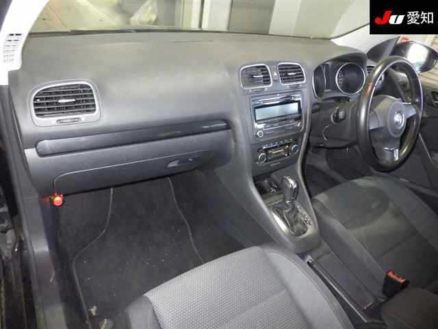 VOLKSWAGEN GOLF 2011