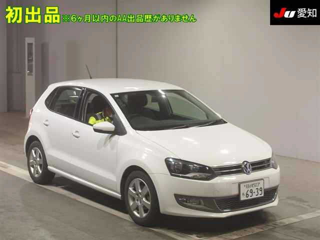 VOLKSWAGEN POLO 2013
