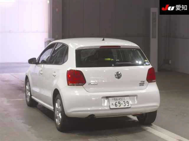 VOLKSWAGEN POLO 2013