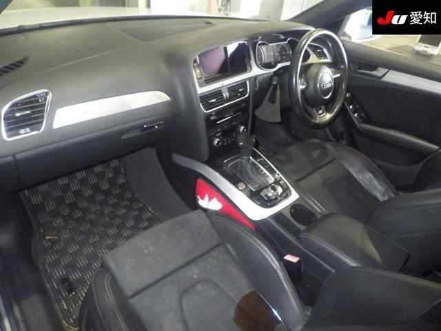 AUDI A4 2013