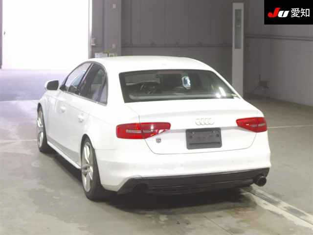 AUDI A4 2013