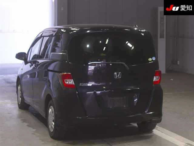 HONDA FREED 2011