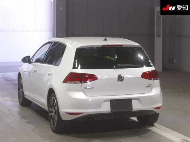 VOLKSWAGEN GOLF 2014