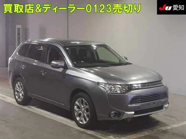 MITSUBISHI OUTLANDER PHEV 2014