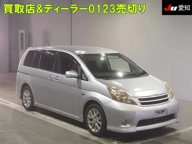TOYOTA ISIS 2009