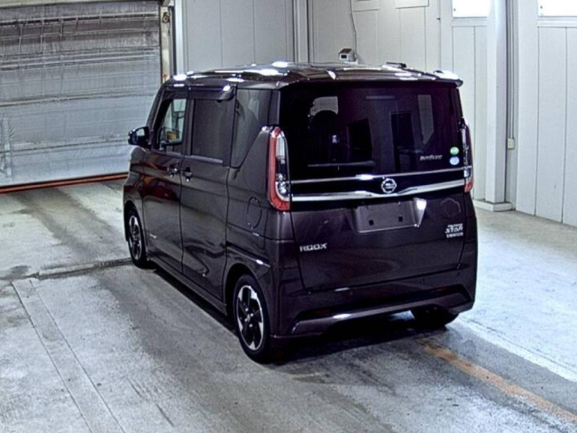 NISSAN ROOX 2020