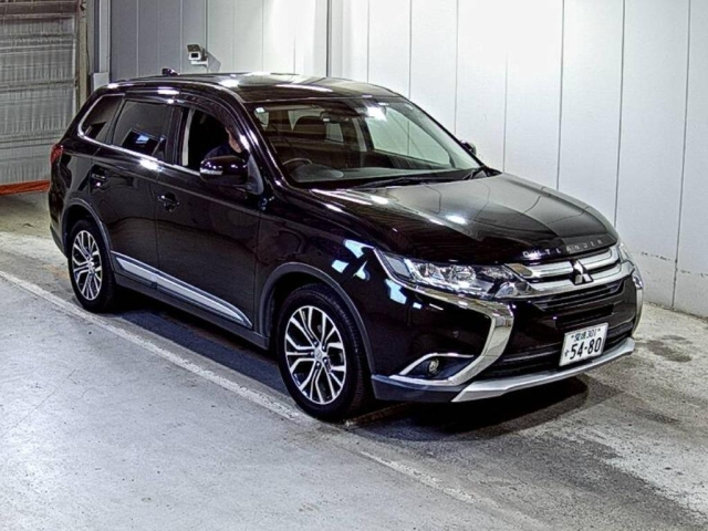MITSUBISHI OUTLANDER 2017