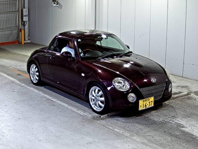 DAIHATSU COPEN 2011