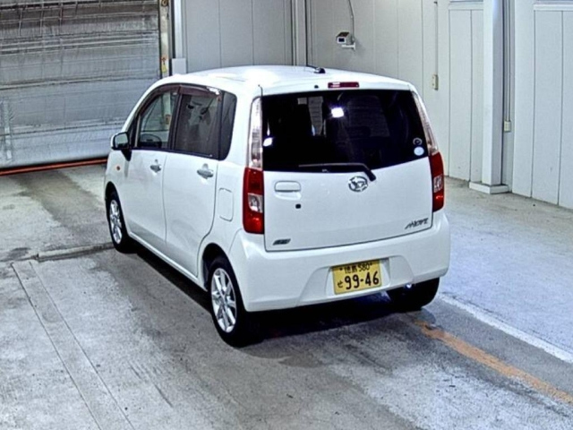 DAIHATSU MOVE 2011